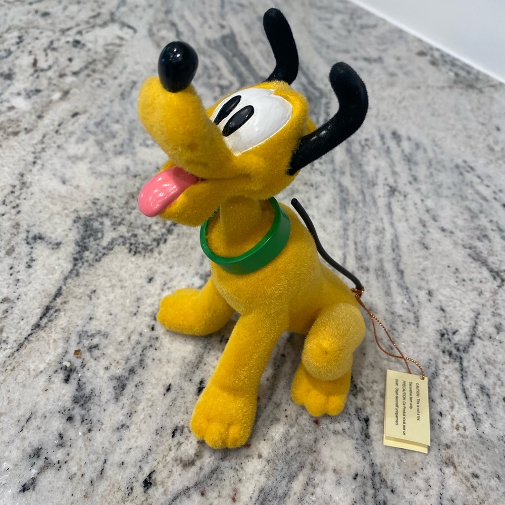 Disney pluto bobblehead